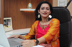 Dr Minal Singh